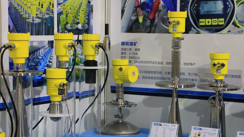 便携式与固定式气体检测仪：应用场景与选型要点**