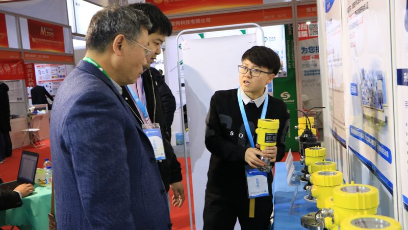高低温交变试验箱：揭秘其核心参数与选型要点**